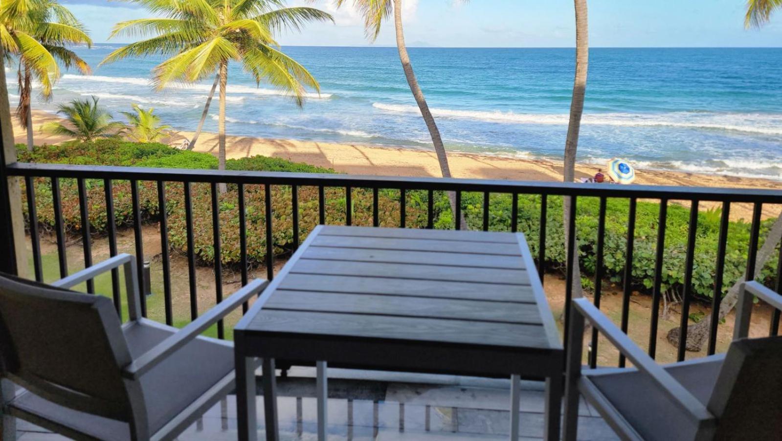 Bv103 - Amazing Oceanfront Condo Steps From Beach هوماكاو المظهر الخارجي الصورة